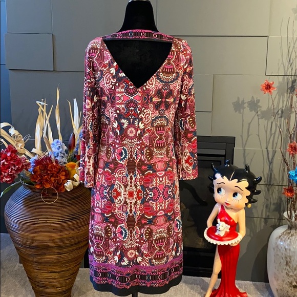 NWOT Bell Sleeve Shift Dress - Picture 2 of 7